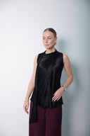 Urban Chic Black Top
